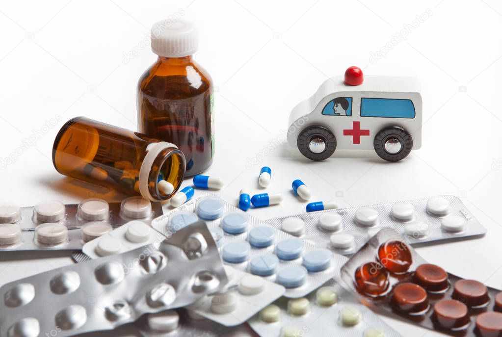 Gebrauchte Blistermaschine wird vor der Inbetriebnahme geprüft